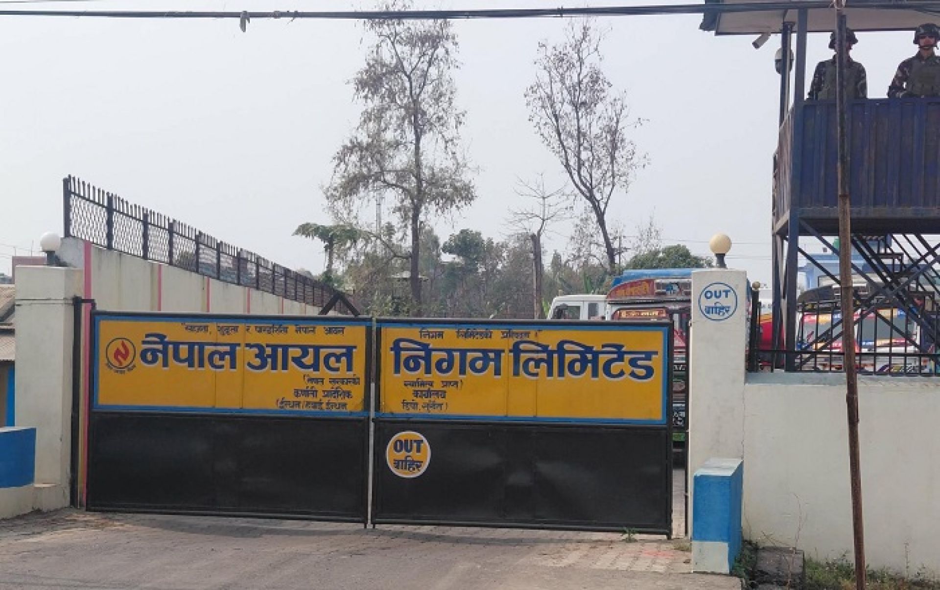 कर्णालीमा इन्धन भण्डारण नहुँदा उपभोक्तालाई सास्ती